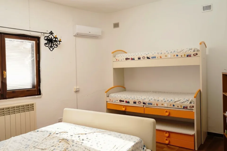 Interior room awaiting renovation in the villa for sale in the Poggio district of Porto Cesareo